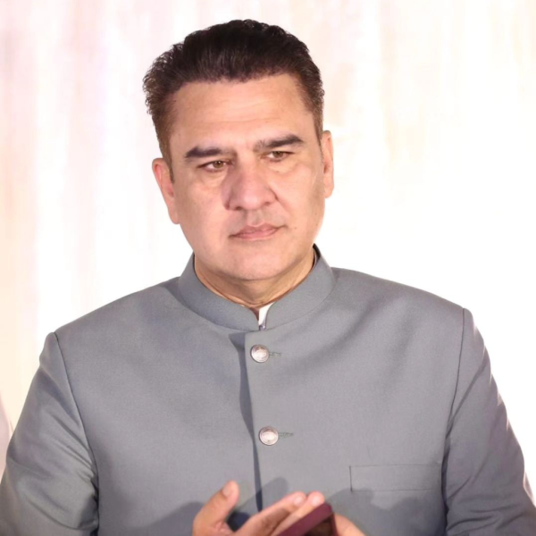 395186178_325461363408789_2953170128689102492_n-1024x1024